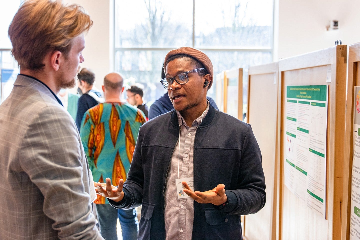 Emmanuel Maduneme presents his research at the UO Graduate Research Forum