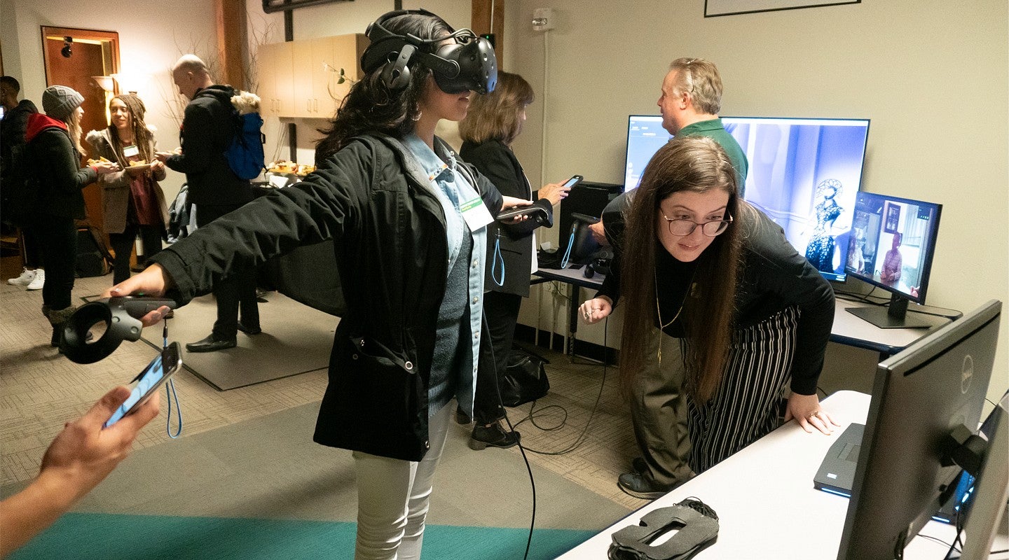 The SOJC Portland Oregon Reality Lab Students and faculty exploring virtual reality tools at the Oregon Reality Lab in Portland