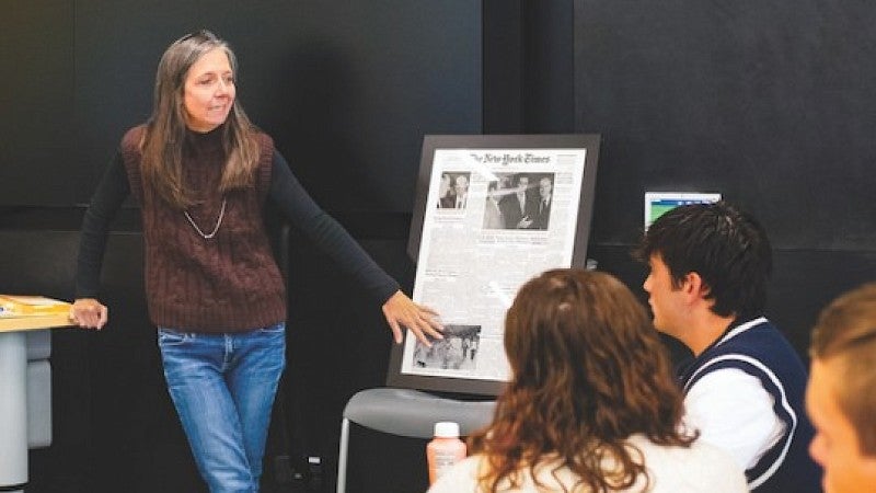 Nicole Dahmen teaches a class