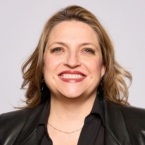 portrait of Heather Davis